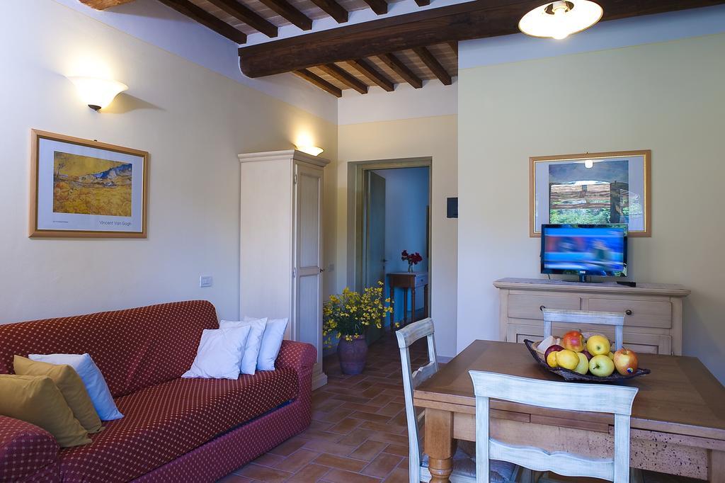 Antica Fonte Resort Casole dʼElsa Quarto foto